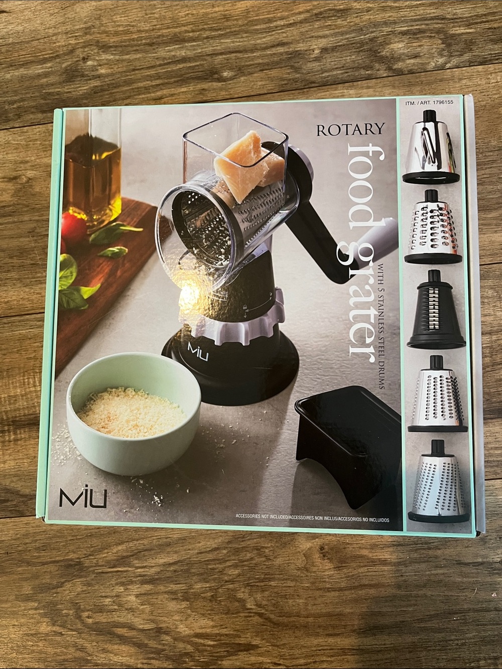Miu Rotary Food Grater in Black.
